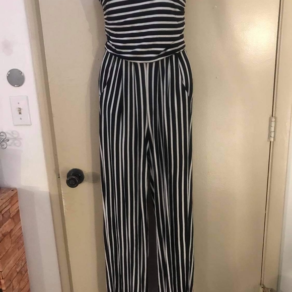 Heart Hips Pants - Heart hips brand size small romper